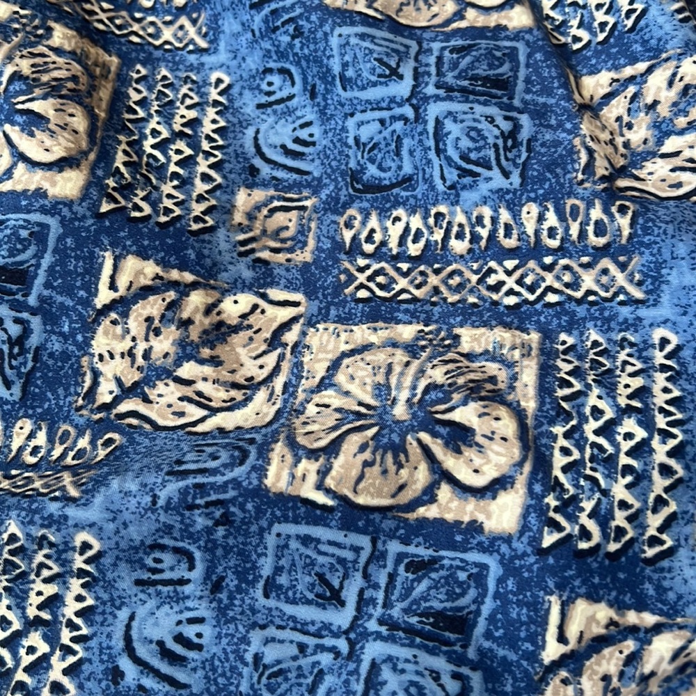 Men’s Swim Trunks - Picture 2 of 4